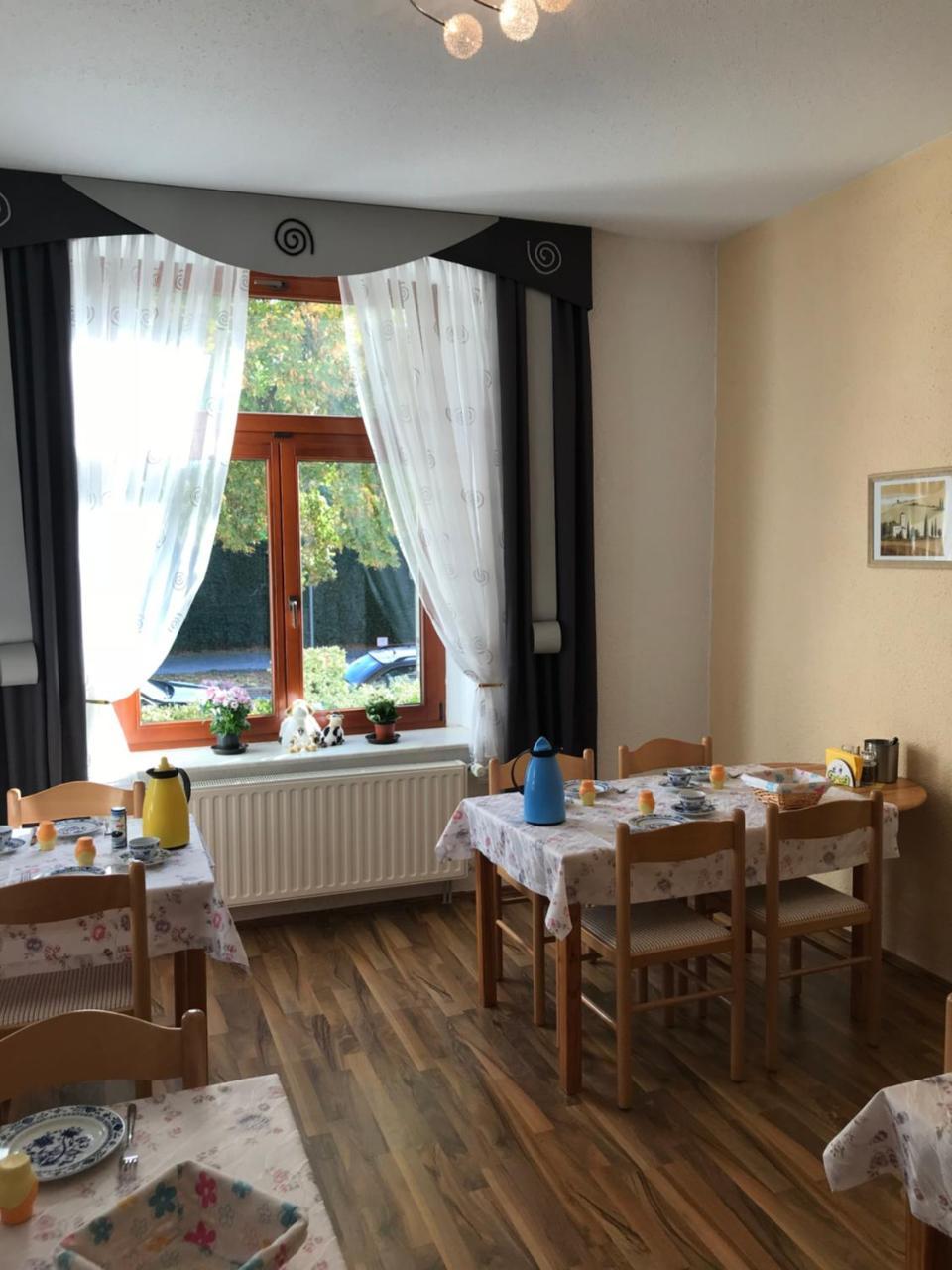 Pension Holzhausen Hotell Quedlinburg Exteriör bild