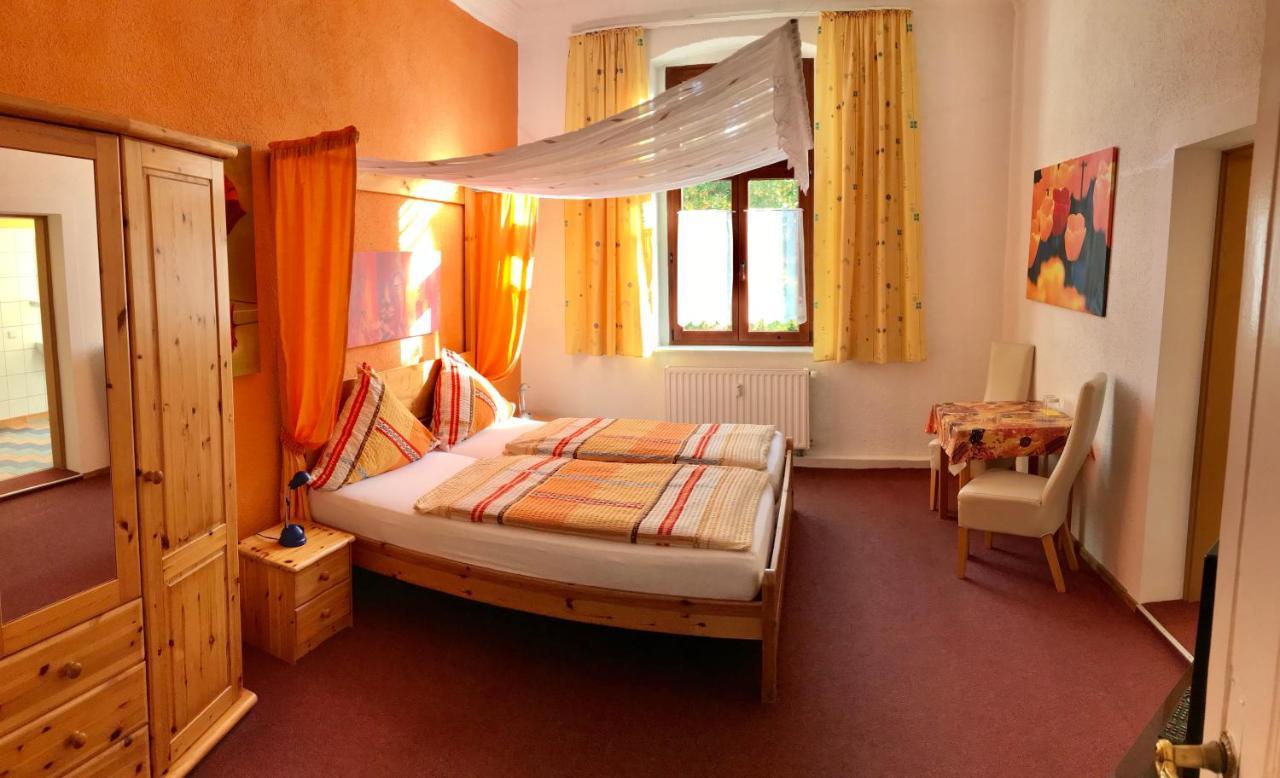 Pension Holzhausen Hotell Quedlinburg Exteriör bild