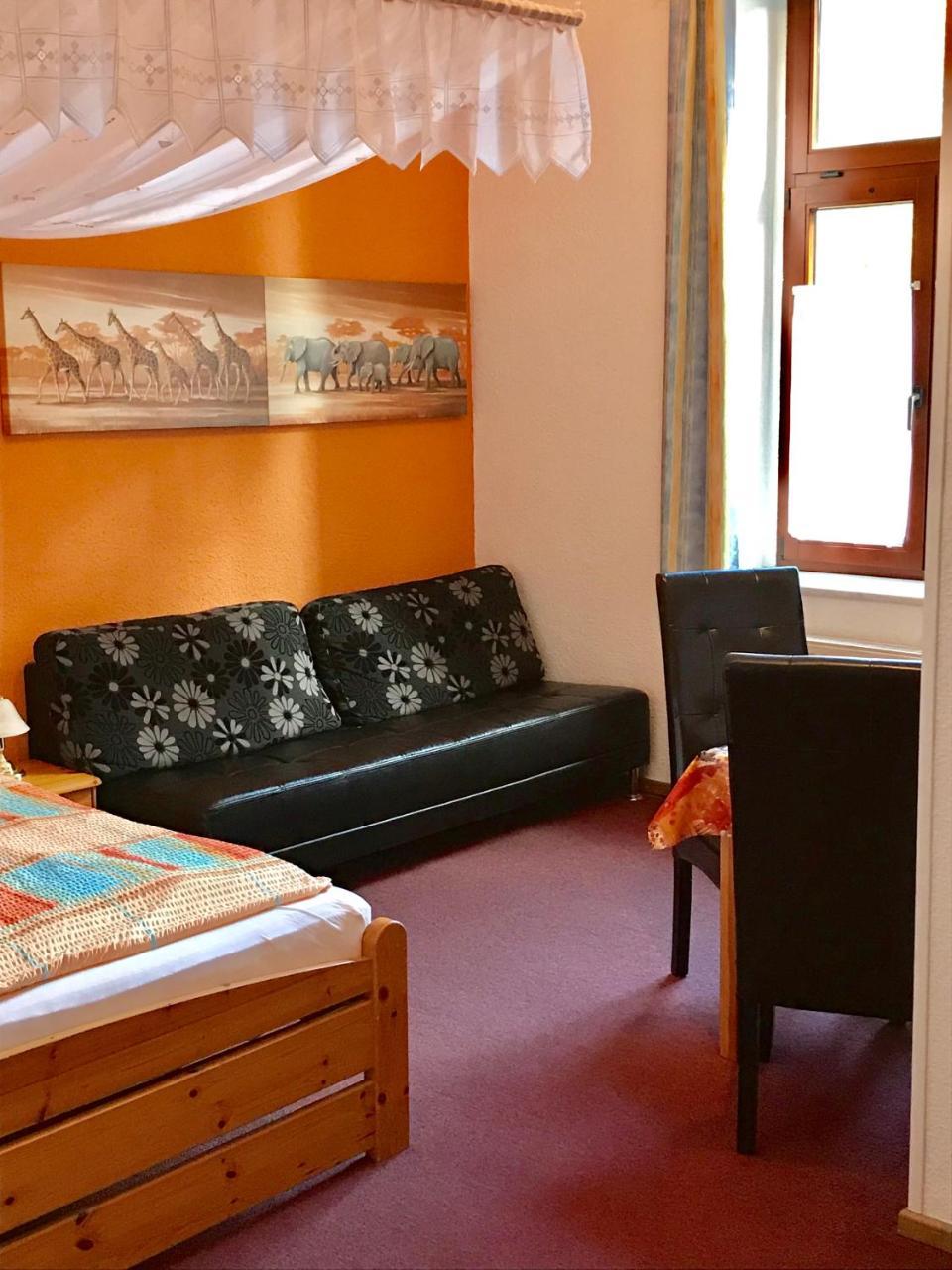 Pension Holzhausen Hotell Quedlinburg Exteriör bild